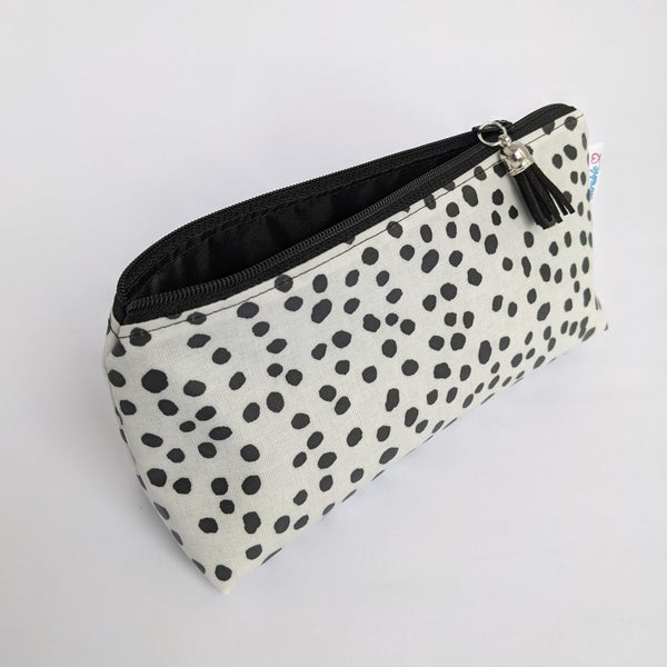 Open Mini Lightweight Oilcloth Pouch with tassel and back lining