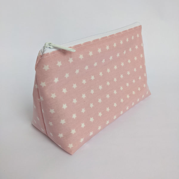 Medium, Lightweight Pouch in Twinkle Pink Design, Wipeable with White Lining